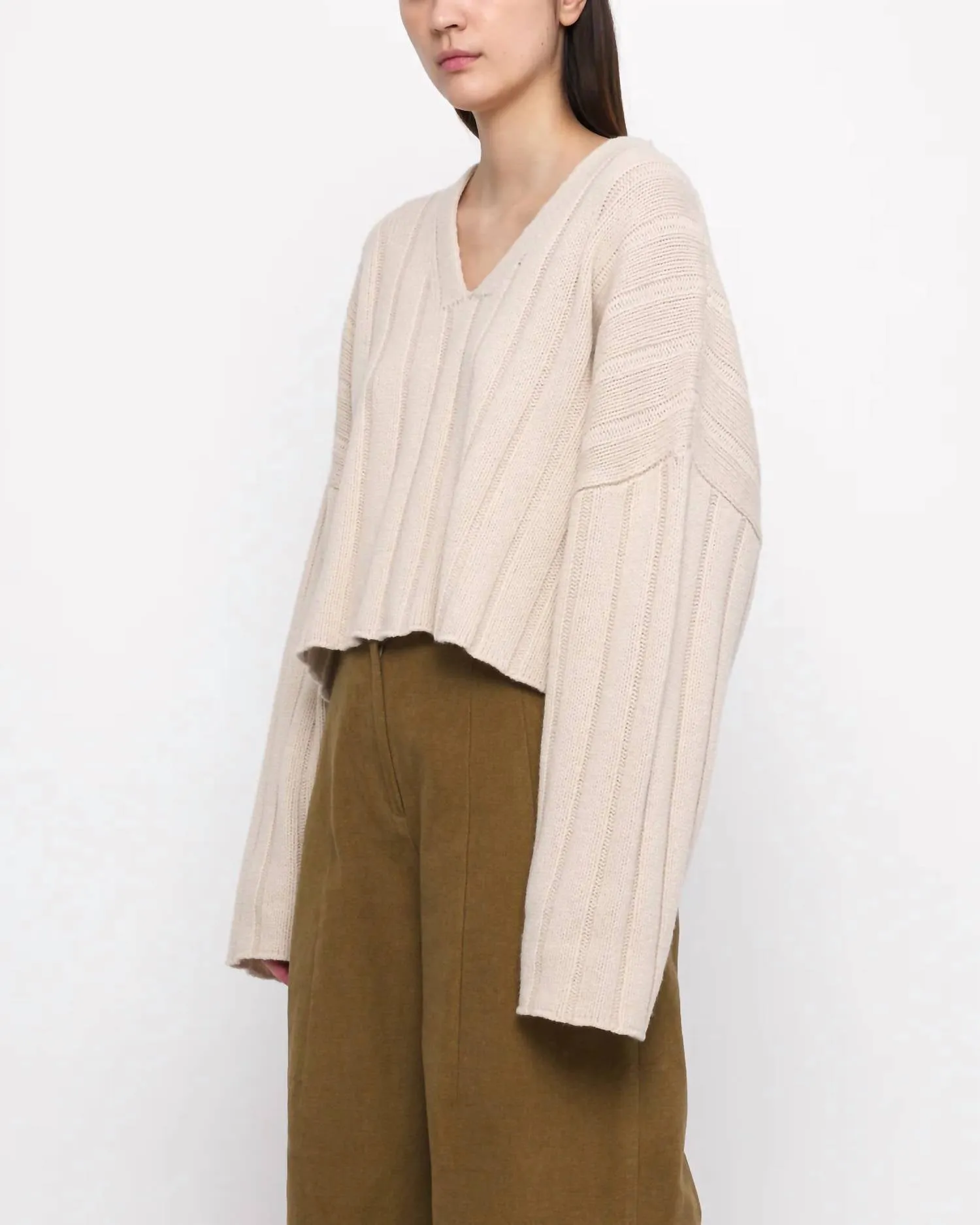 7115 By Szeki - Oversized Ribbed V-Neck Sweater