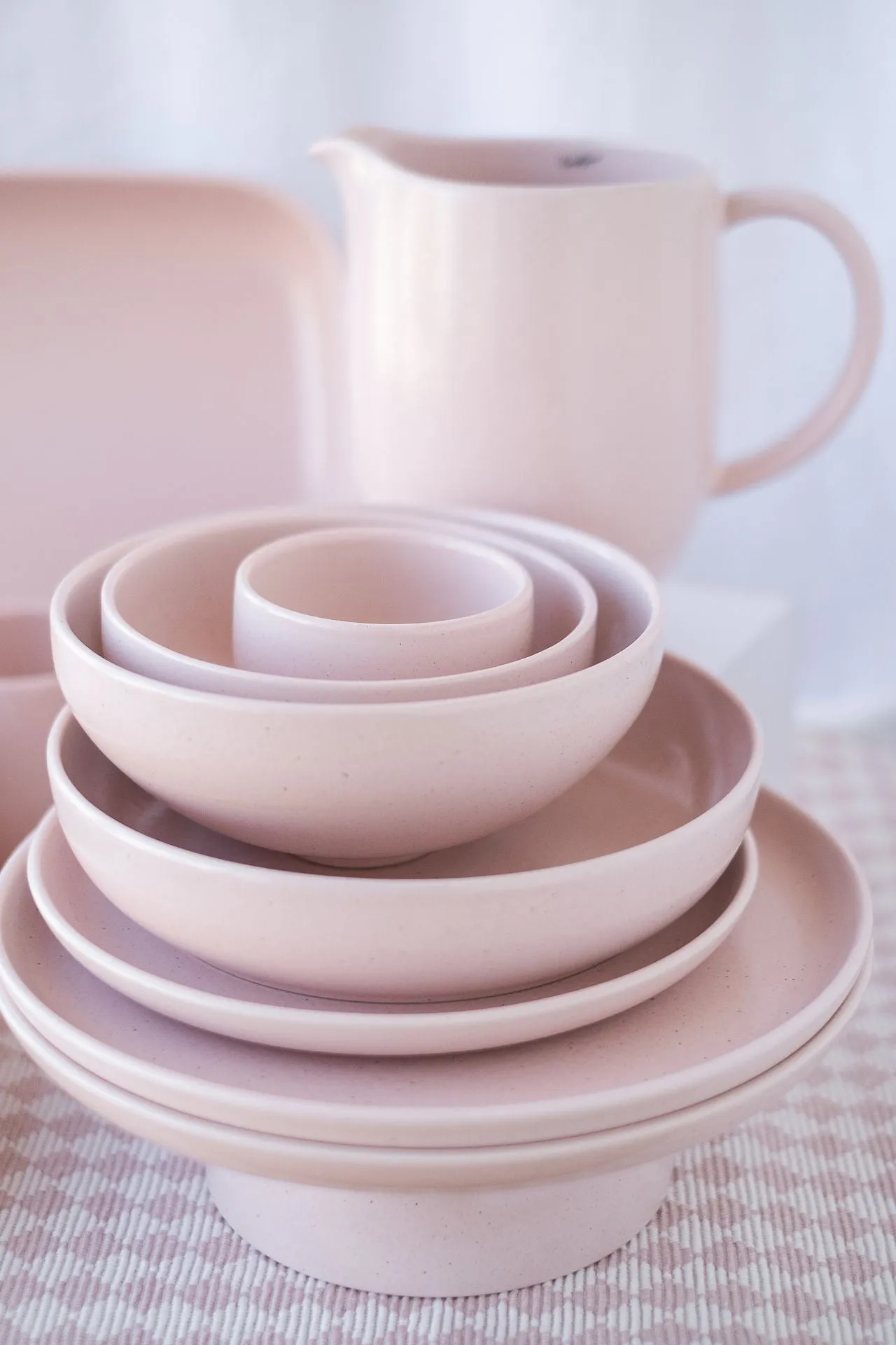 Casafina Pacifica Marshmallow Bowls*
