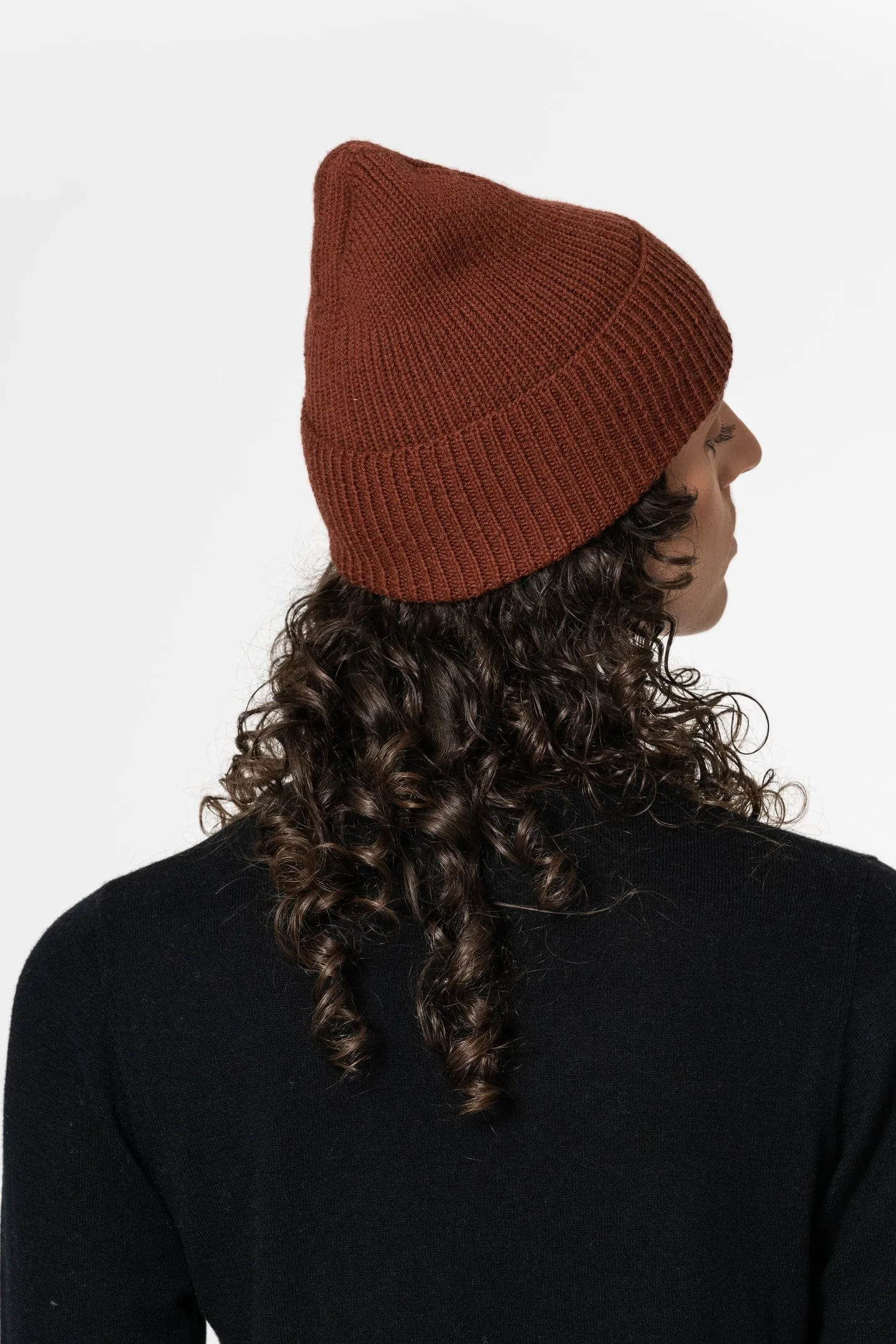 Dinadi Merino Handknit Rib Hat Rust Red
