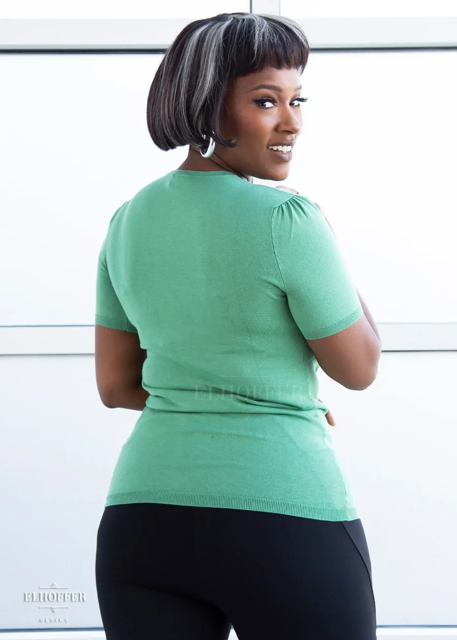 Essential Vanessa Top - Sage