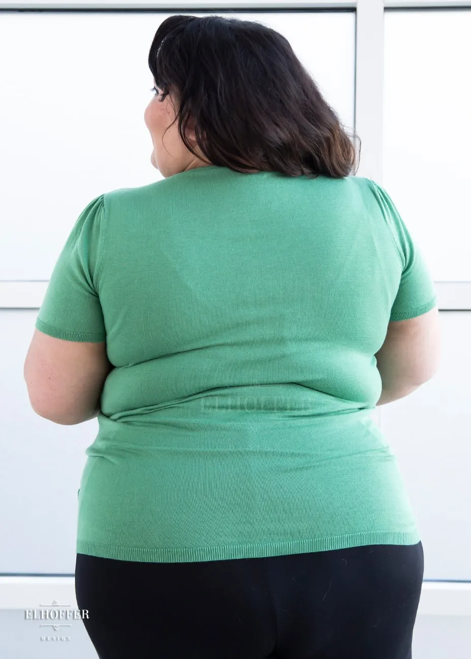 Essential Vanessa Top - Sage