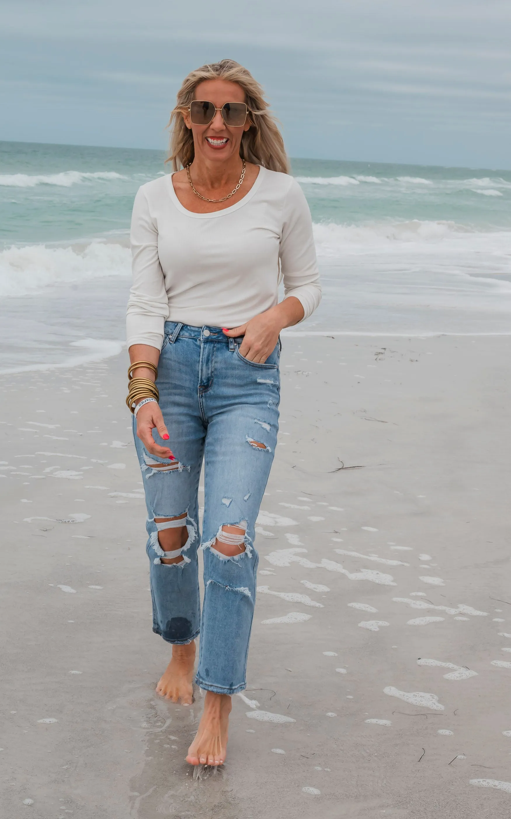 SALTY WAVE Hold Tight Long Sleeve Tops- Basics*
